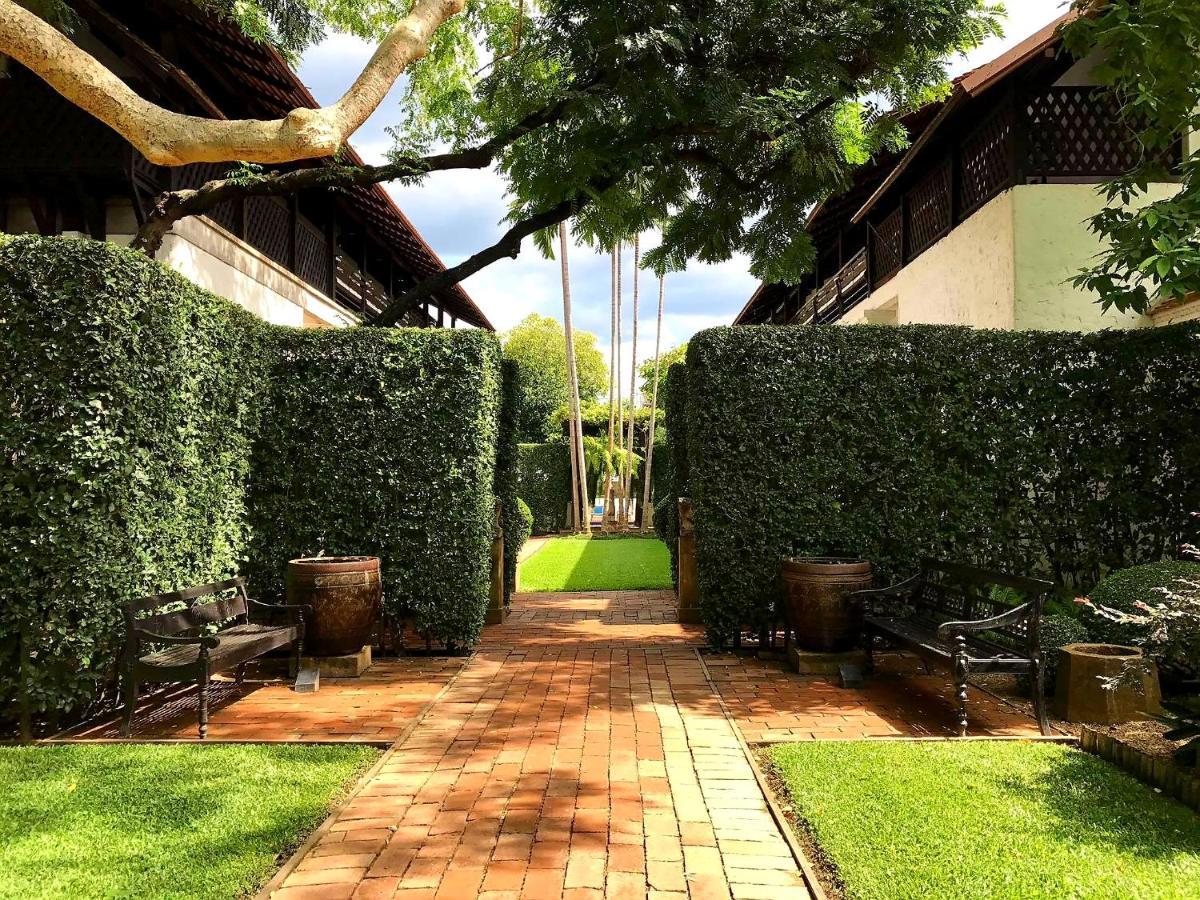 Rachamankha Hotel Chiang Mai Exteriör bild